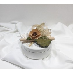 Scatola in ceramica forma rotonda con fiocco avorio e fiori secchi