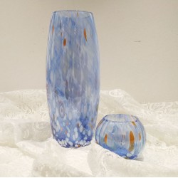 Vasi blu in vetro soffiato di Murano
